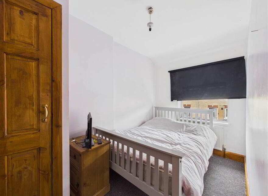 43 Beechmount Crescent, Belfast, BT12 7NJ