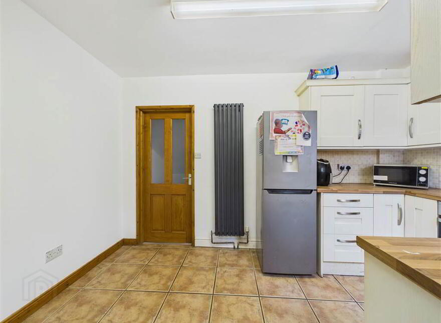 43 Beechmount Crescent, Belfast, BT12 7NJ