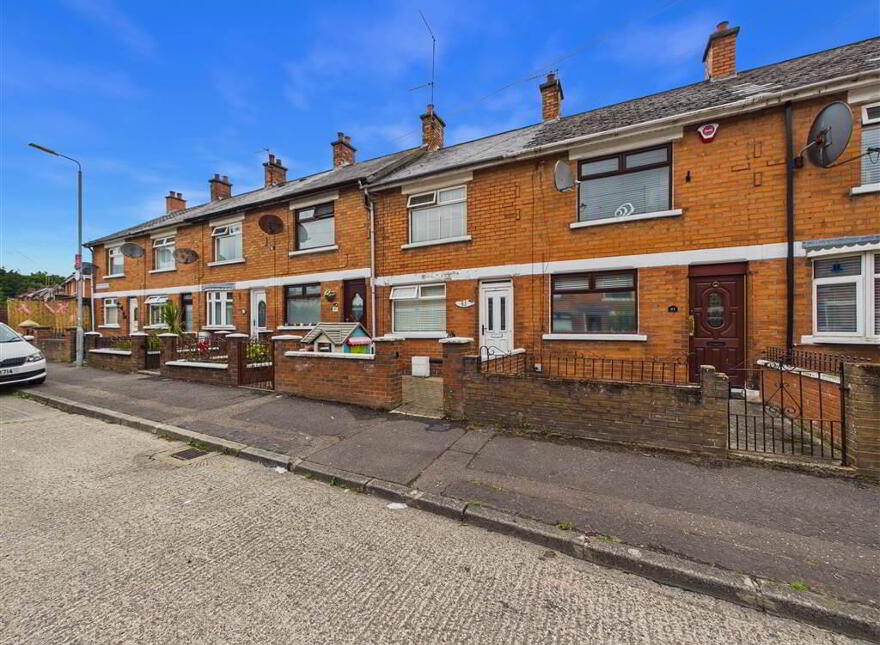 43 Beechmount Crescent, Belfast, BT12 7NJ