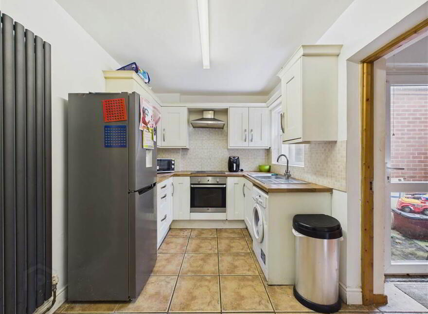 43 Beechmount Crescent, Belfast, BT12 7NJ