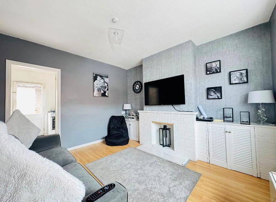 33 Veryan Gardens, Whitewell Road, Newtownabbey, BT36 7HG