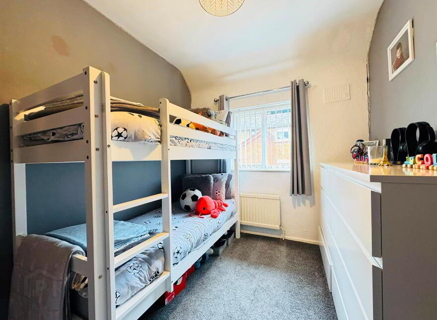 33 Veryan Gardens, Whitewell Road, Newtownabbey, BT36 7HG