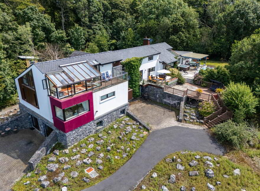 Annaghdown Lodge, Eanach Dhúin, H91DXR5
