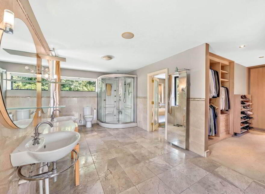 Annaghdown Lodge, Eanach Dhúin, H91DXR5