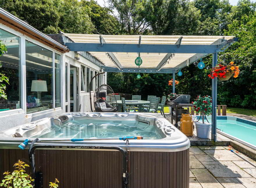 Annaghdown Lodge, Eanach Dhúin, H91DXR5