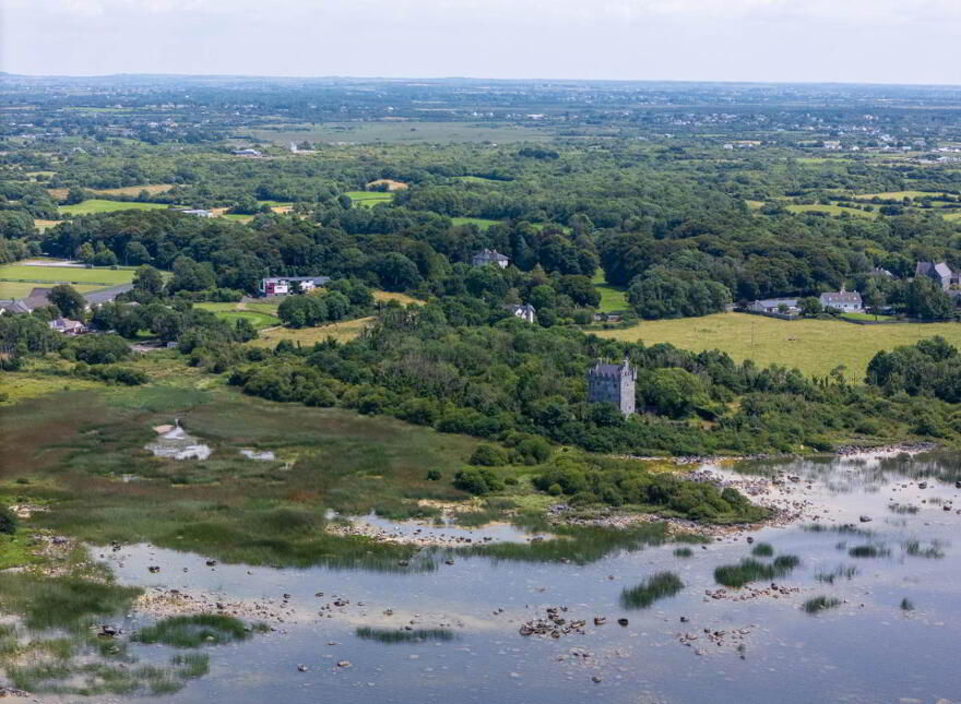 Annaghdown Lodge, Eanach Dhúin, H91DXR5