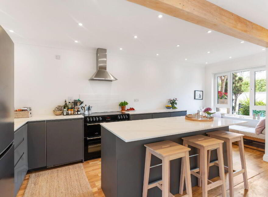 2 Strand Mews, Lea Road, Sandymount, Sandymount, D04VX88