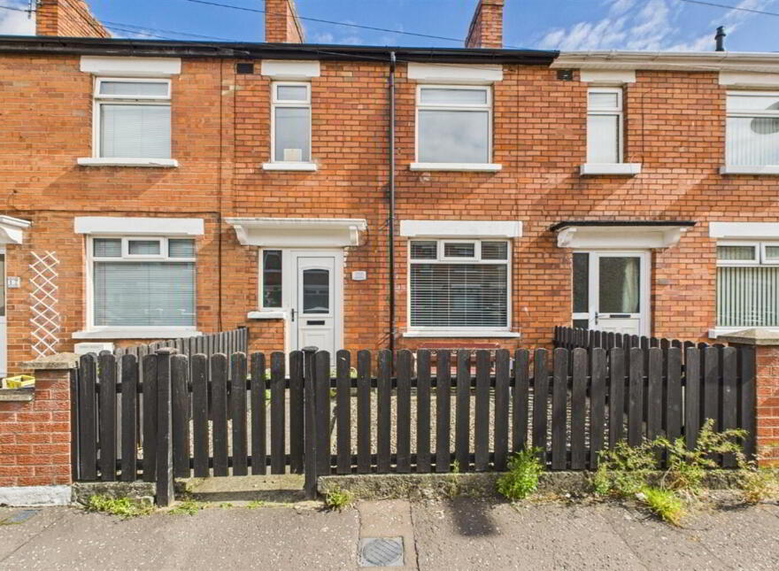 15 Connsbrook Park, Belfast, BT4 1NF