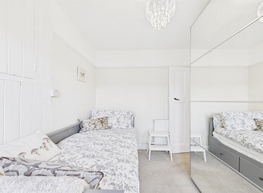 15 Connsbrook Park, Belfast, BT4 1NF