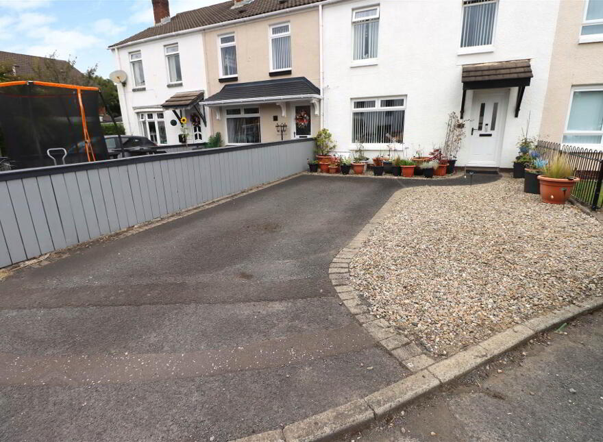 3 Longstone Drive, Dundonald, Belfast, BT16 2EB