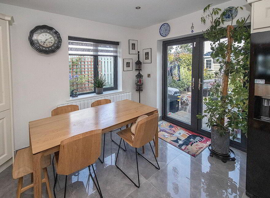 10 Waterside, Dungarvan, X35TY40