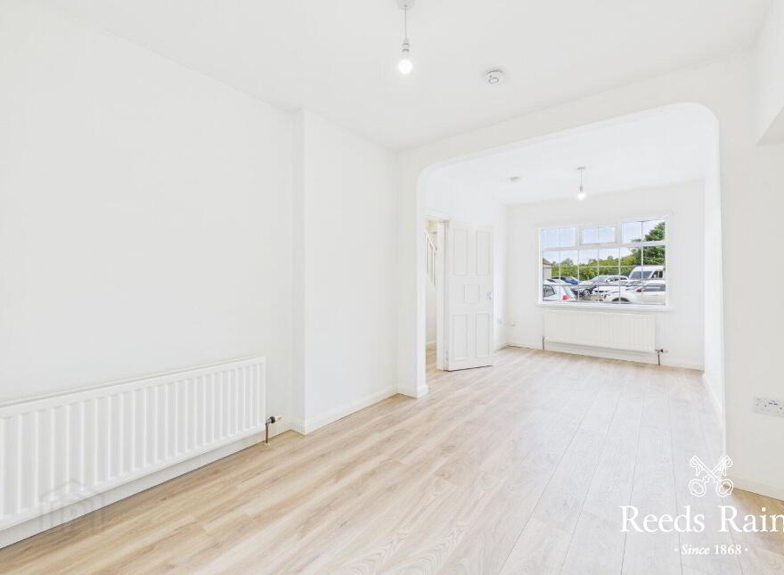 27 Belfast Road, Bangor, BT20 3PW