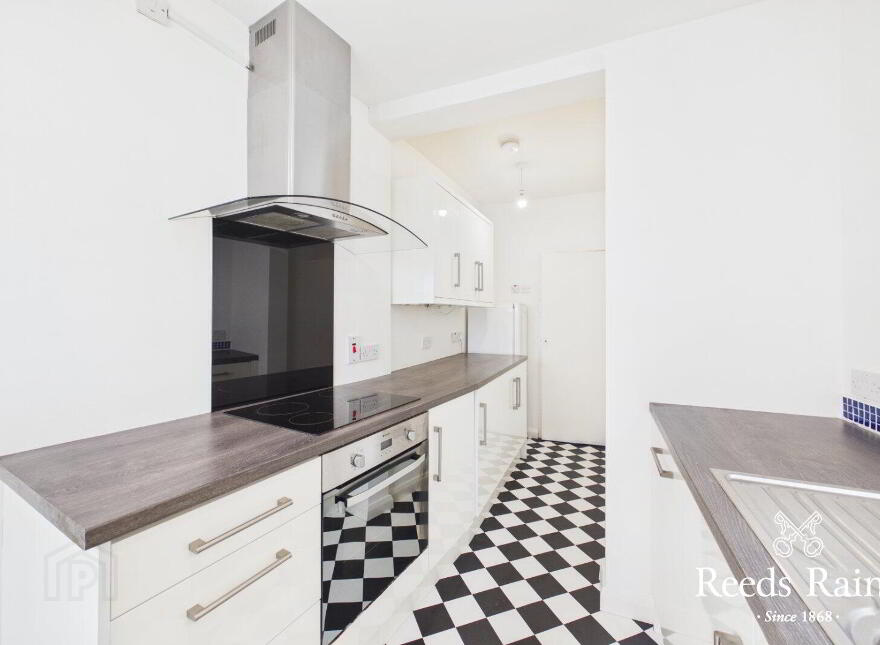 27 Belfast Road, Bangor, BT20 3PW