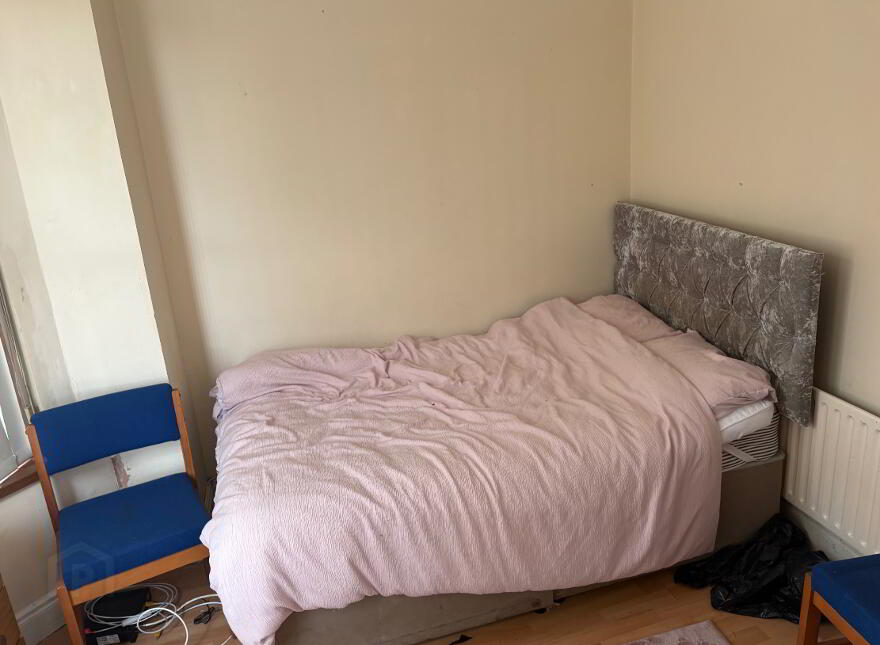 61 Agincourt Avenue  10 MONTH LEASE AVAILABLE, Queens Quarter, Belfast, BT7 1QB