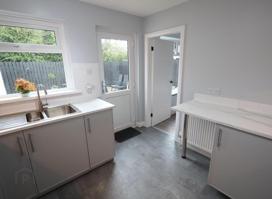 16 Laral Gardens, Newtownabbey, BT37 0LJ