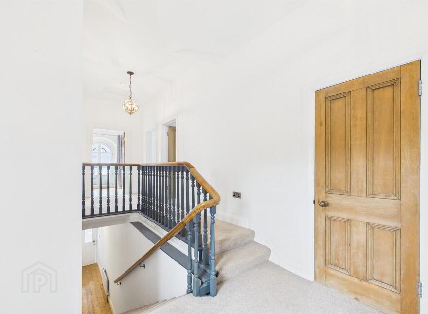 Apt 2 Pier House, 1 Seafront Road, Holywood, BT18 0BB