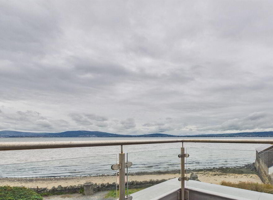 Apt 2 Pier House, 1 Seafront Road, Holywood, BT18 0BB