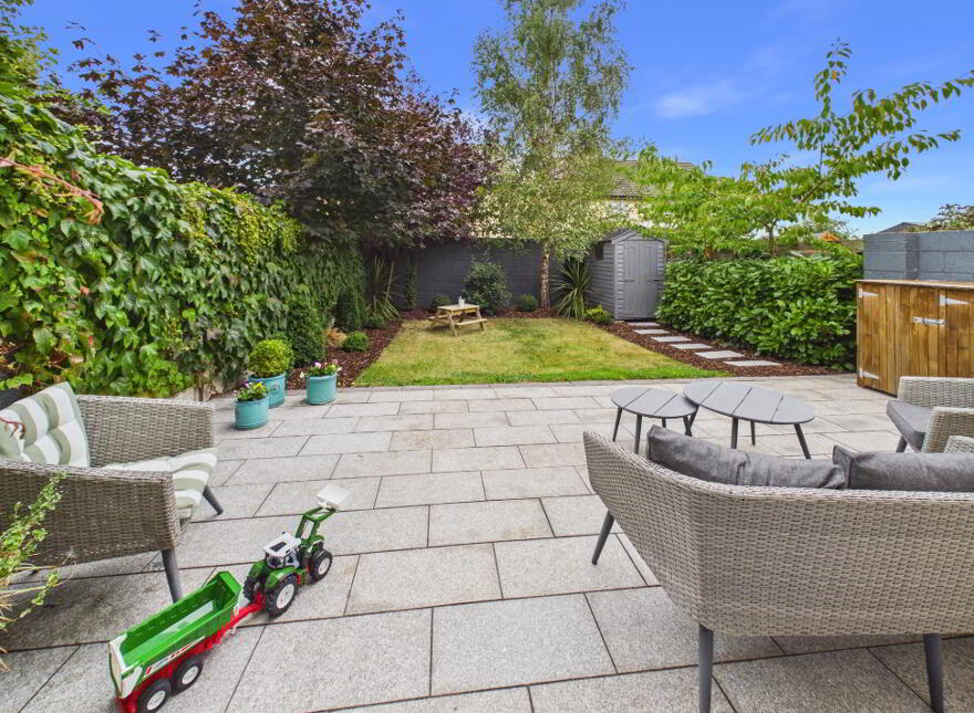27 Farnamurray Close, Nenagh, E45K540
