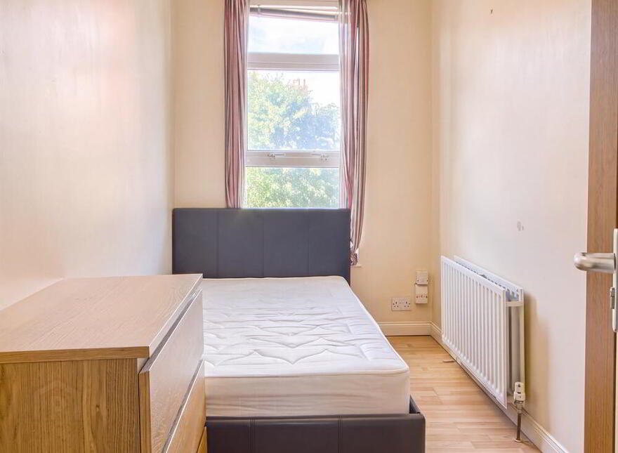 150 Ormeau Road, Belfast, BT7 2EB