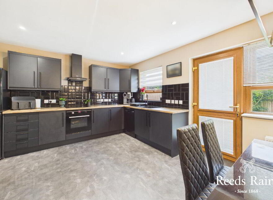 100 Stonebridge Avenue, Conlig, Newtownards, BT23 7QT
