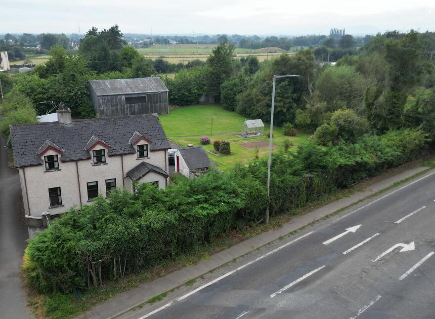 68 Hillhead Road, Toomebridge, BT41 3SP