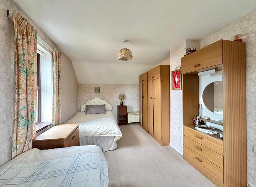 68 Hillhead Road, Toomebridge, BT41 3SP