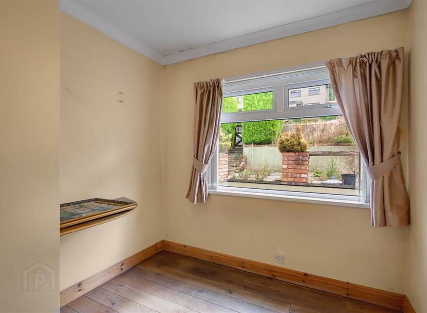 12 Clintons Park, Downpatrick, BT30 6NS