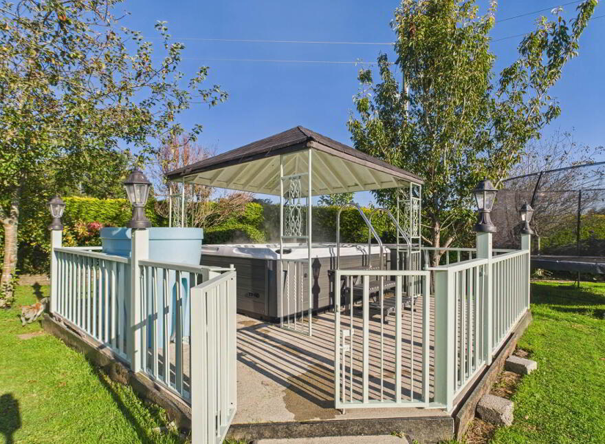 Cregmore House, Ballyknock, Carrick-On-Suir, E32T263