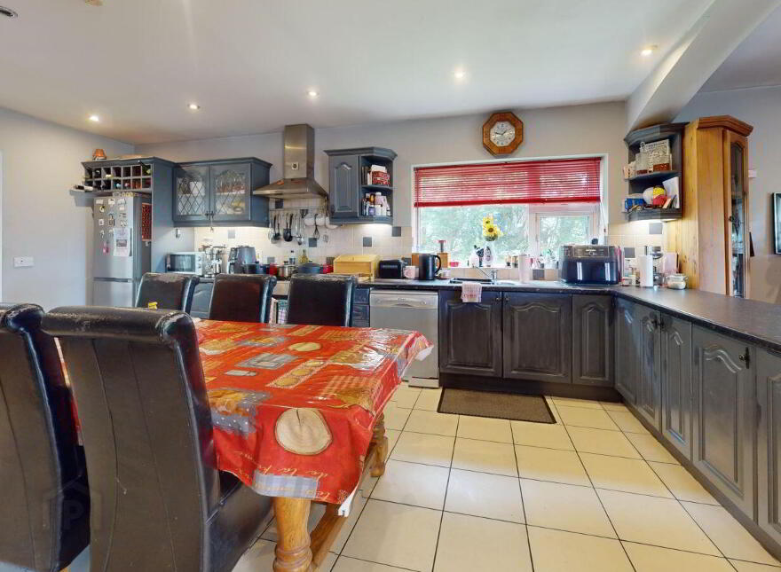 Thorndale, Coolree, Y35PNT3
