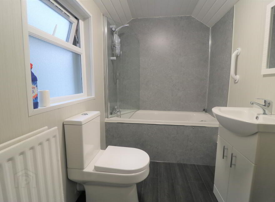 45 Moat Road, Ballymena, BT42 4DA