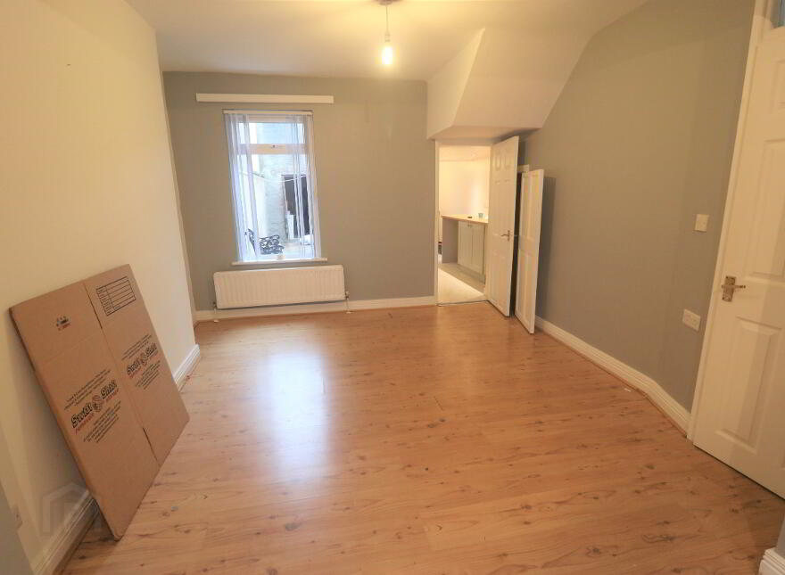45 Moat Road, Ballymena, BT42 4DA