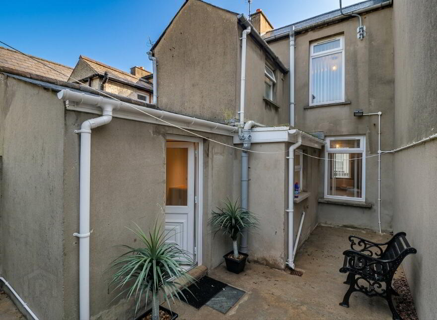 45 Moat Road, Ballymena, BT42 4DA