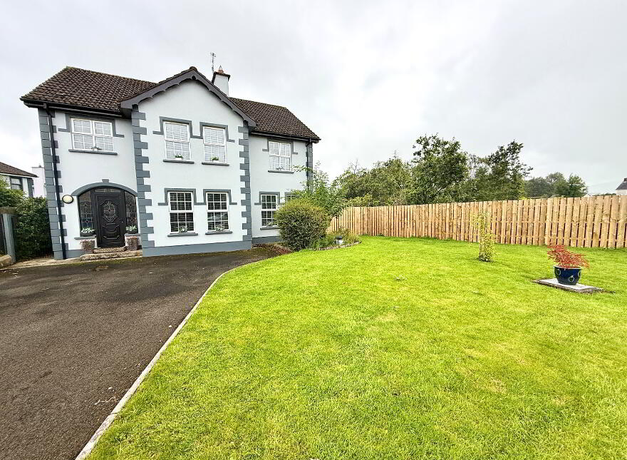 63 Thornhill Park, Derry, BT48 8PB