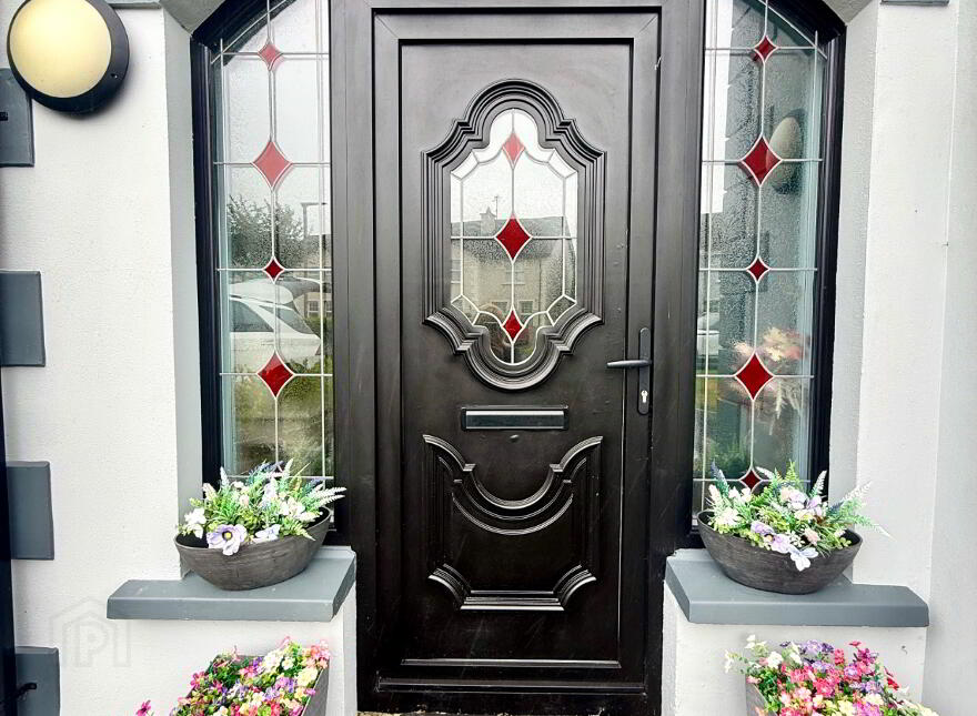 63 Thornhill Park, Derry, BT48 8PB