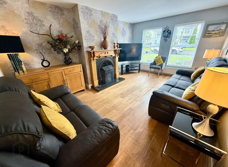 63 Thornhill Park, Derry, BT48 8PB