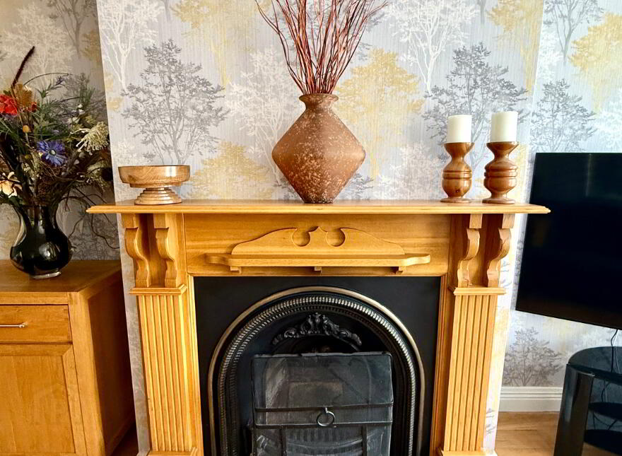 63 Thornhill Park, Derry, BT48 8PB