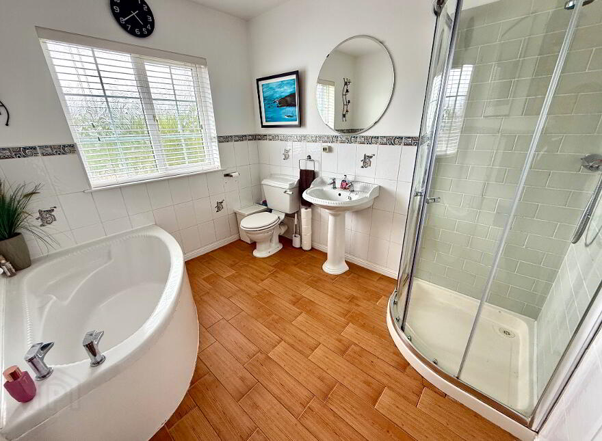 63 Thornhill Park, Derry, BT48 8PB
