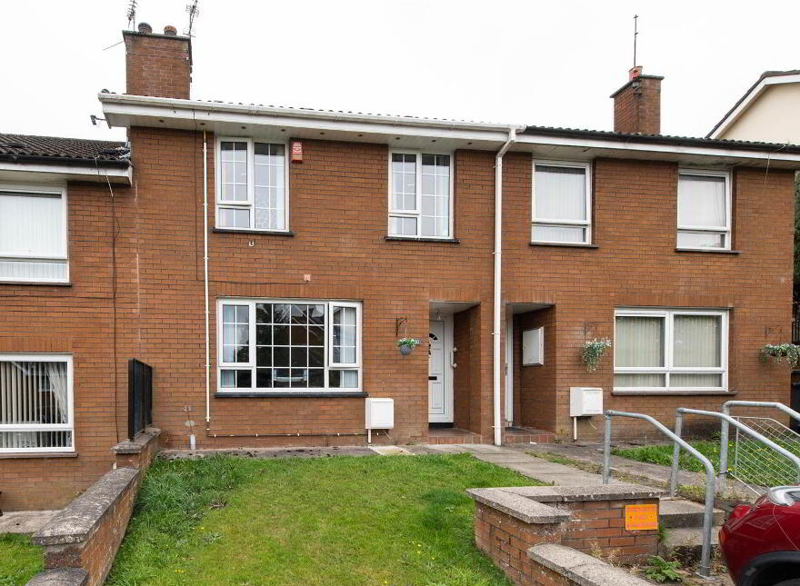 30 Iveagh Drive, Banbridge, BT32 3YE photo