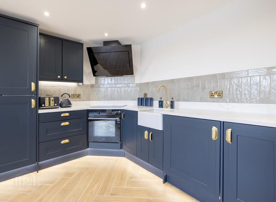 Harpers Quay, Waterside, Derry, BT47 6AE