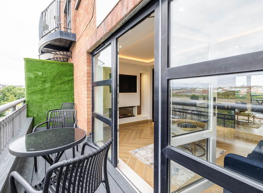 Harpers Quay, Waterside, Derry, BT47 6AE