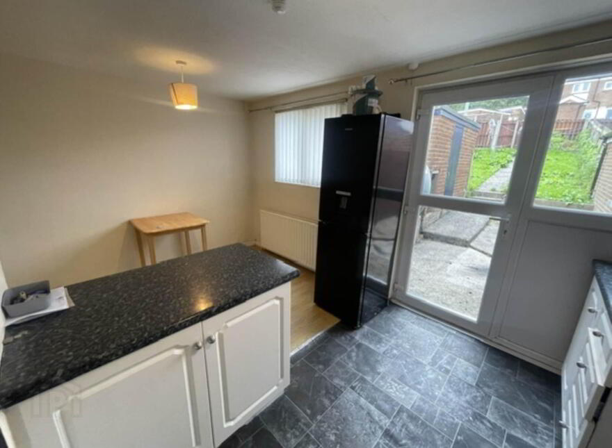 25 Langley Road, Ballynahinch, BT24 8BZ