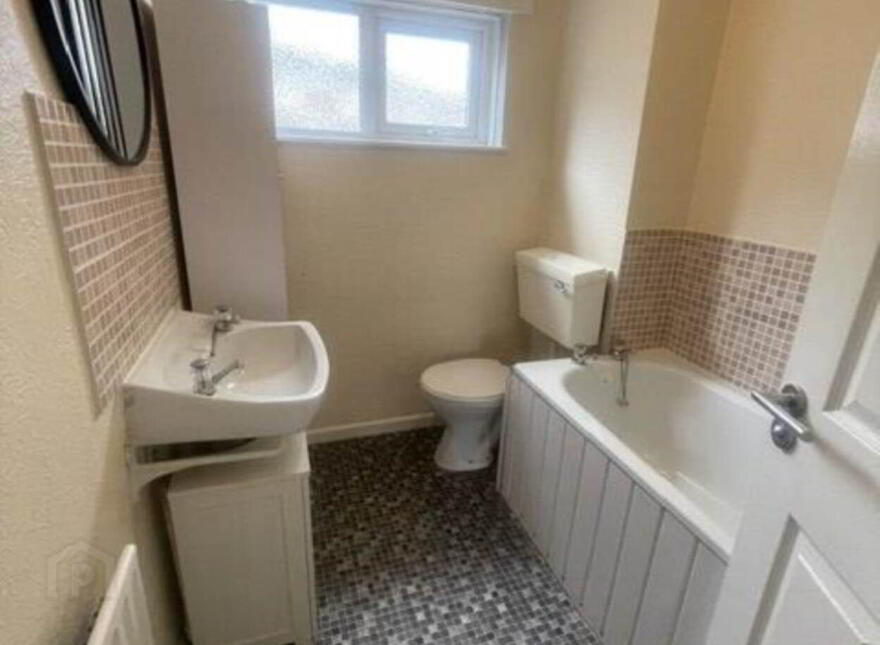 25 Langley Road, Ballynahinch, BT24 8BZ