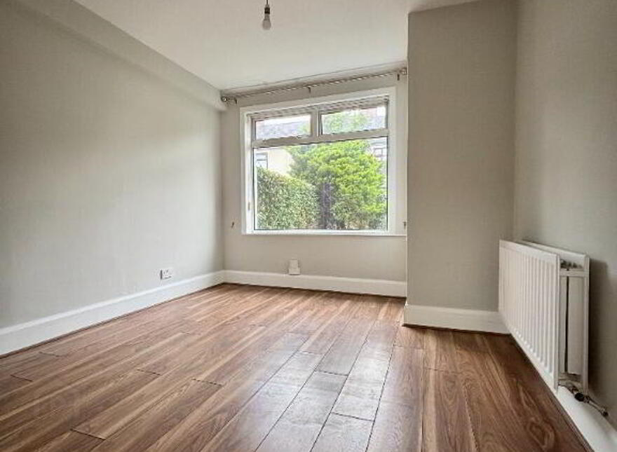 2 Ravenhill Parade, Belfast, BT6 8NU