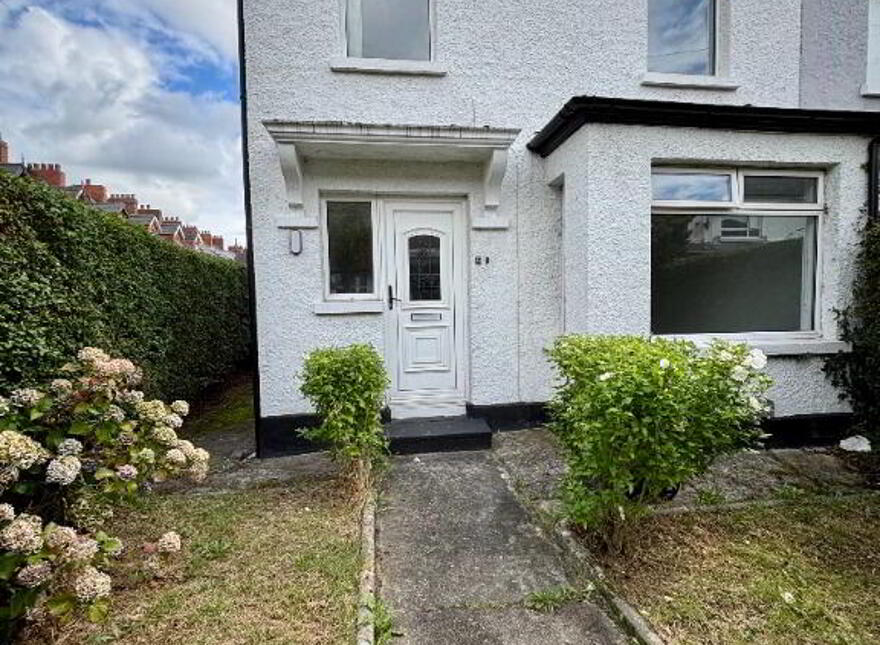 2 Ravenhill Parade, Belfast, BT6 8NU