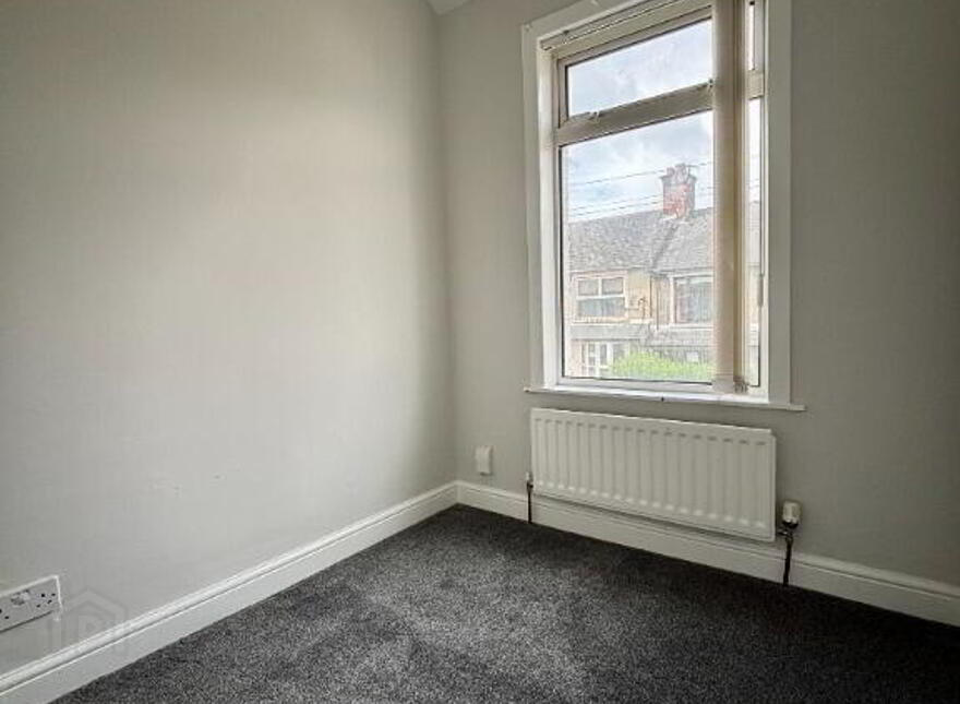 2 Ravenhill Parade, Belfast, BT6 8NU