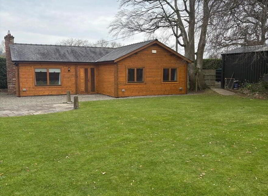 Lismullen, Garlow Cross, Tara, C15NXC0
