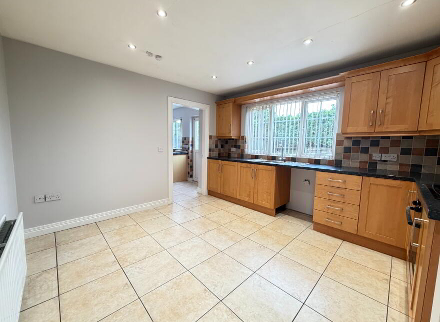 17 Foxhill, Old Cullybackey Road, Ballymena, BT43 5JB