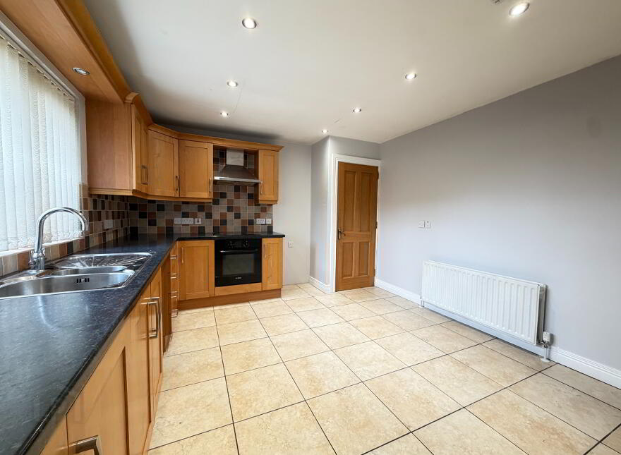 17 Foxhill, Old Cullybackey Road, Ballymena, BT43 5JB