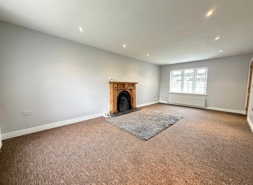 17 Foxhill, Old Cullybackey Road, Ballymena, BT43 5JB