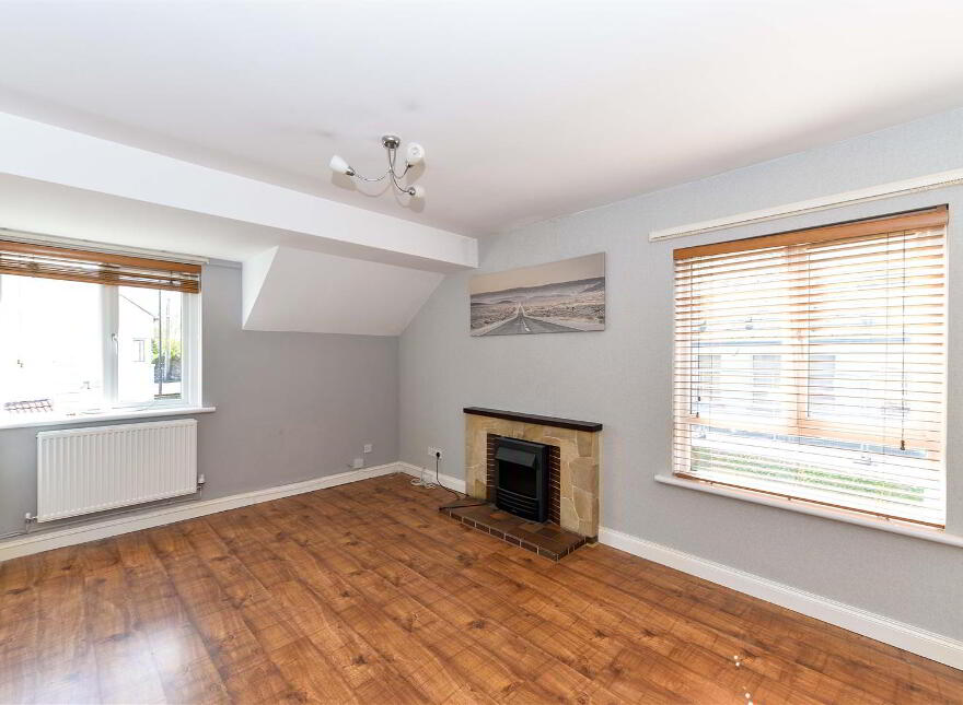 11 The Mews, Killinchy Street, Comber, BT23 5RW